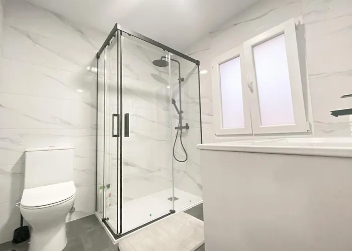 Moderno Piso Centrico Al Lado De La Playa * Gijón