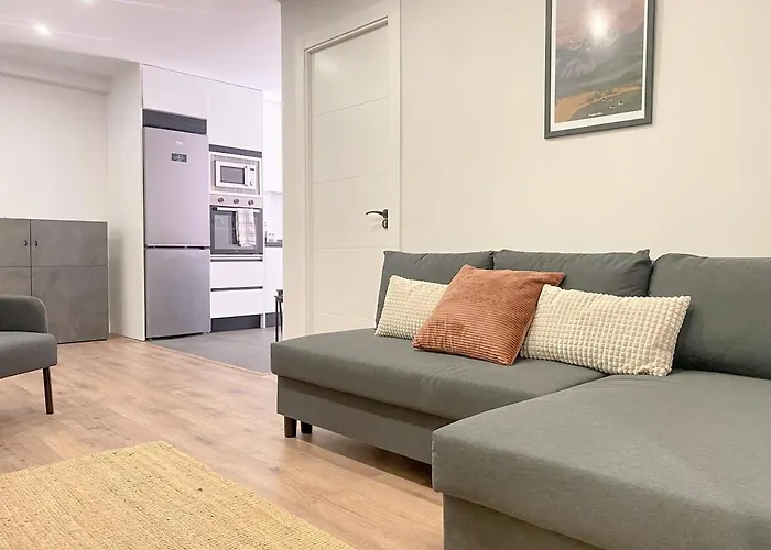 Moderno Piso Centrico Al Lado De La Playa