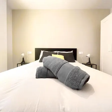 Moderno Piso Centrico Al Lado De La Playa Apartament *