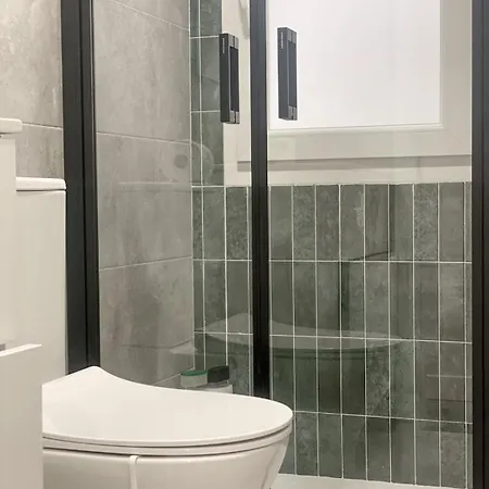 Moderno Piso Centrico Al Lado De La Playa *