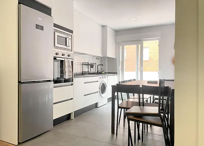 Moderno Piso Centrico Al Lado De La Playa