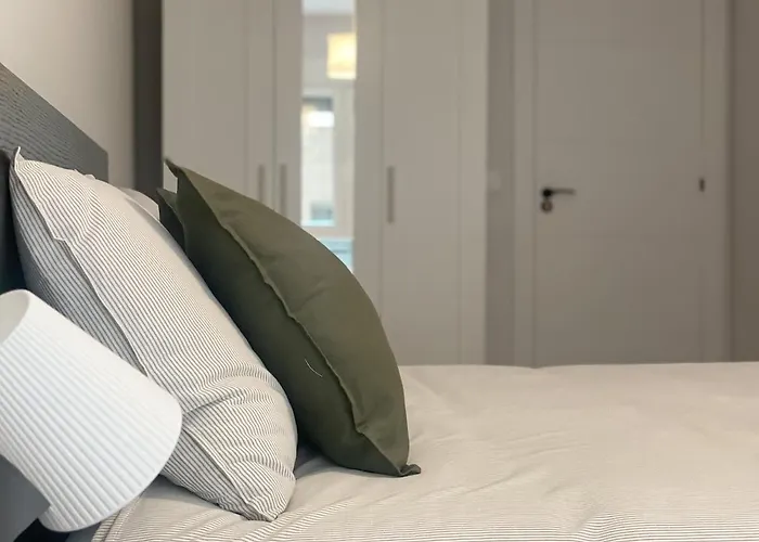 Moderno Piso Centrico Al Lado De La Playa *