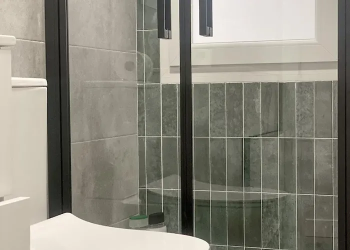 Moderno Piso Centrico Al Lado De La Playa *